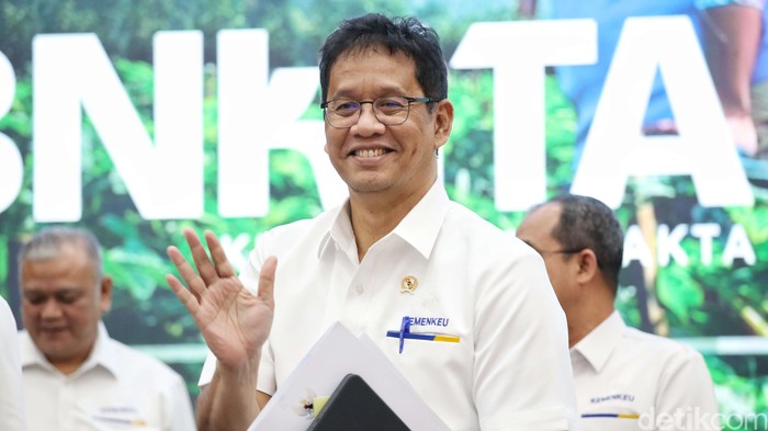 Ekspresi Menteri Keuangan Purbaya Yudhi Sadewa