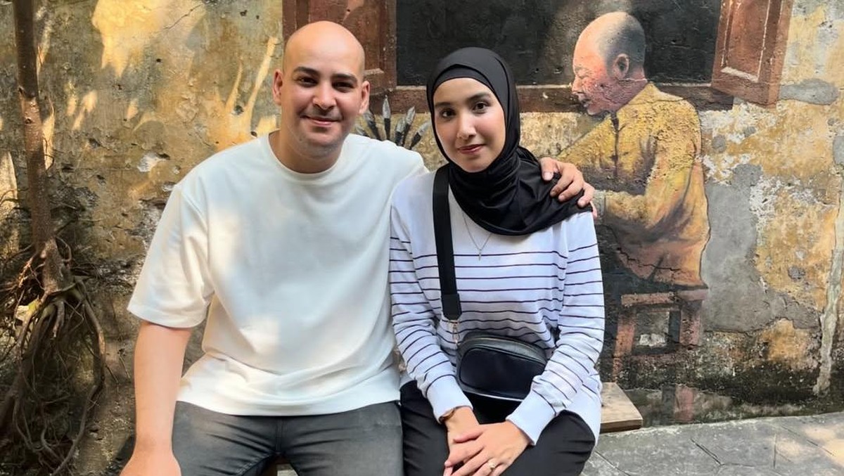 Riza Shahab dan Istri