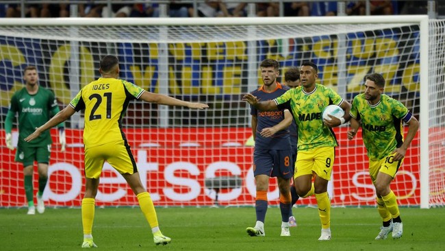 Pelatih Sassuolo Fabio Grosso tetap memberikan pujian tinggi kepada timnya meskipun mengalami kekalahan 1-2 dari Inter Milan.