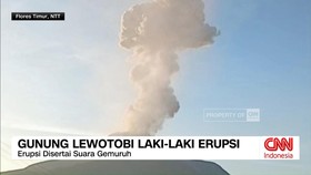 VIDEO: Gunung Lewotobi Laki-Laki Erupsi