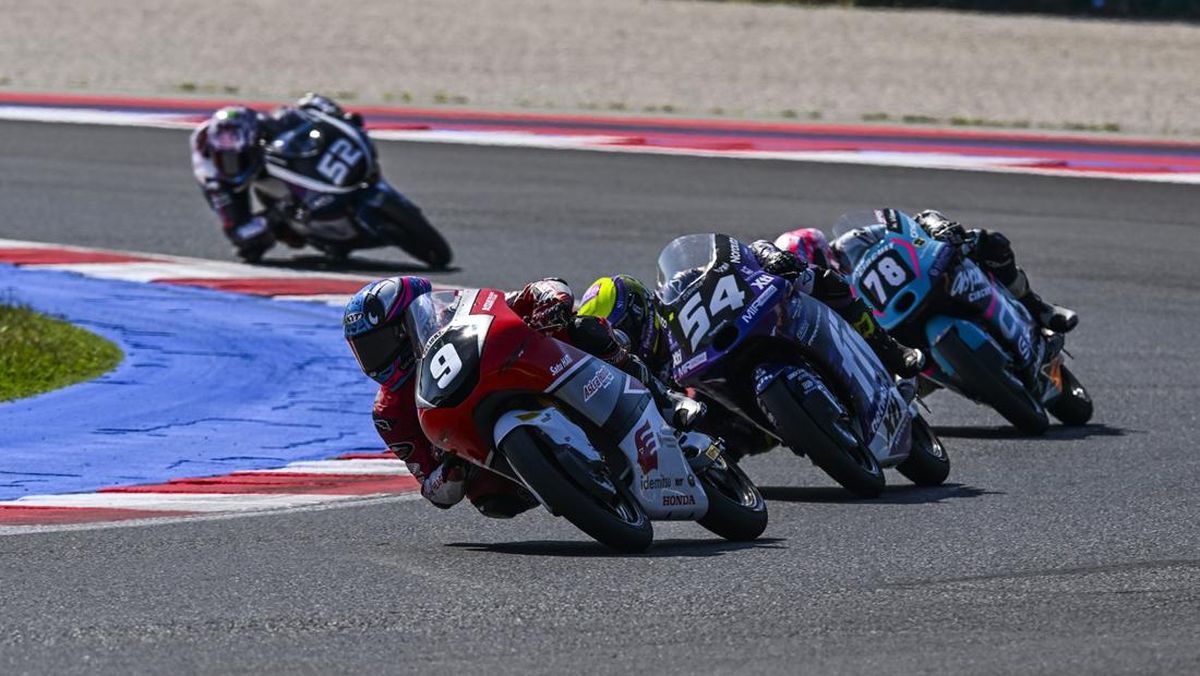 Hasil Race 2 JuniorGP Catalunya: Melesat di Awal, Veda Ega Finis ke-7