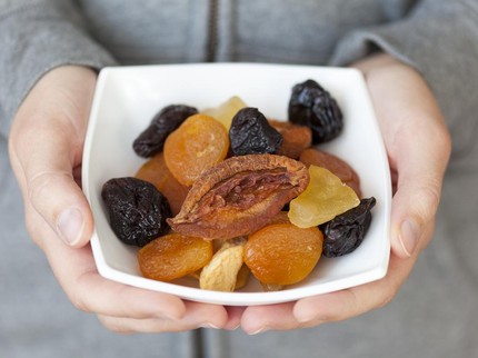 Manfaat Ibu Hamil Ngemil Buah-buahan Kering atau Dried Fruit