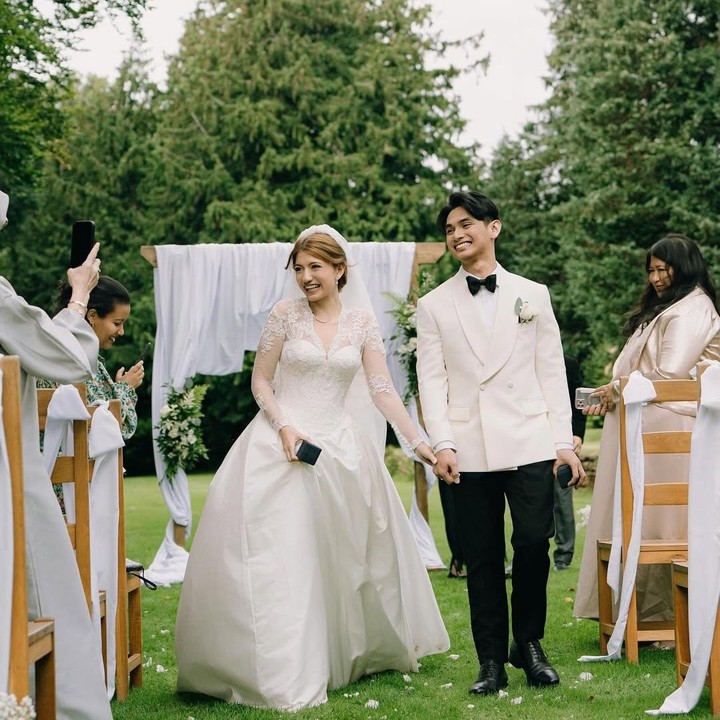 <p>Momen spesial ini dibagikan langsung oleh Cassandra dan Ryuken dengan mengunggah beberapa foto di akun Instagram pribadinya. &ldquo;6/9/2025 Resepsi kami. Penantian yang panjang,&rdquo; tulis Cassandra, dikutip dari laman Instagram <em>@cassandraslee,</em> Selasa (23/9/2025).&nbsp;(Foto: Instagram@cassandraslee)</p>