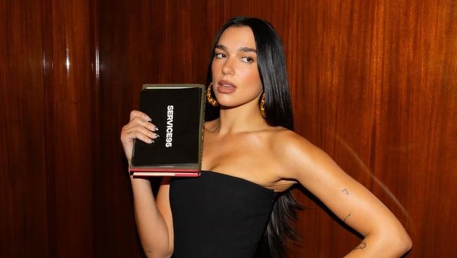 Dua Lipa Putus Hubungan dengan Manajernya karena Dukungan Palestina