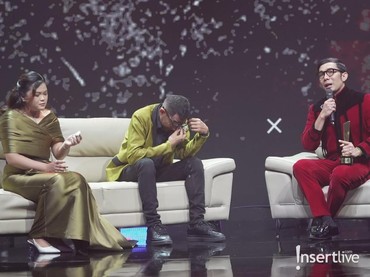 Tangis Aji Darmaji Kenang Sosok Mpok Alpa di Panggung Insert 22nd Anniversary