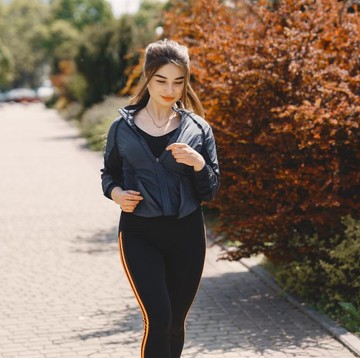 3 Manfaat Jalan Kaki di Pagi Hari Menurut Para Ahli, Siap Rutin Lakukan Mulai Besok?