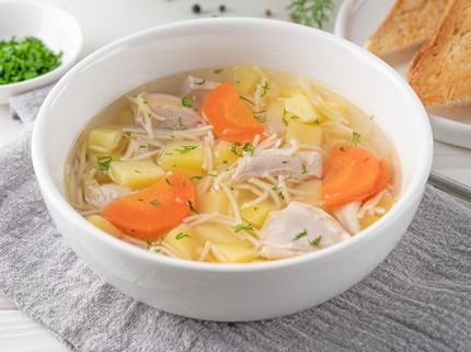 5 Resep Sop Ayam Kampung hingga Bening, Enak dan Gurih