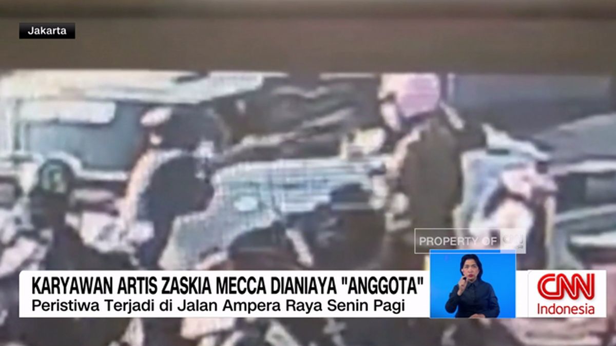 VIDEO: Karyawan Artis Zaskia Mecca Dianiaya "Anggota"