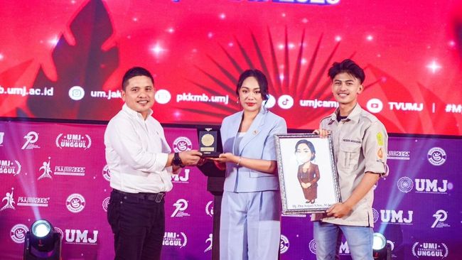 Zita Anjani menilai bahwa mahasiswa memiliki peran sebagai motor perubahan, khususnya dalam menjawab tantangan global terkait pariwisata dan keberlanjutan.