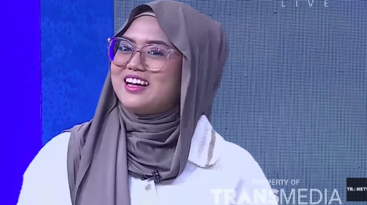 Kisah Gadis Hidup Sederhana di Desa Ternyata Ayahnya CEO Perusahaan