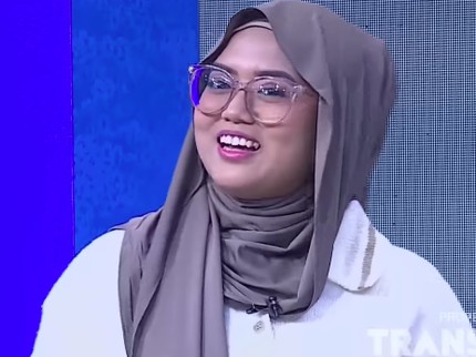 Viral Kisah Gadis Jatim, Hidup Sederhana di Desa Ternyata Ayahnya CEO Perusahaan bak Drama China