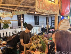 Lapak Tobrut di Pasar Kangen Jogja Ramai Pembeli, Jual Apa?