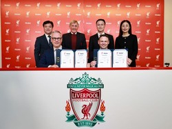Upaya Liverpool dan PSG Dekatkan Diri dengan Fans