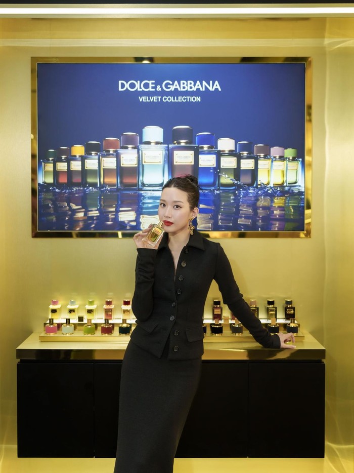 Bagaimana penampilan Moon Ga Young kali ini menurut kamu, Beauties?/ Foto: Dolce & Gabbana Beauty