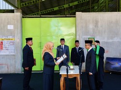 Pelantikan Sekda Banyuwangi Digelar di Area Pengolahan Sampah