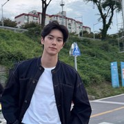 5 Gaya Lee Chae Min yang Bikin Fans Terpesona, Pancarkan Pesona Boyfriend Material