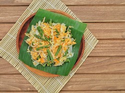 Resep Urap Sayuran Berbumbu Pedas Manis Buat Makan Siang