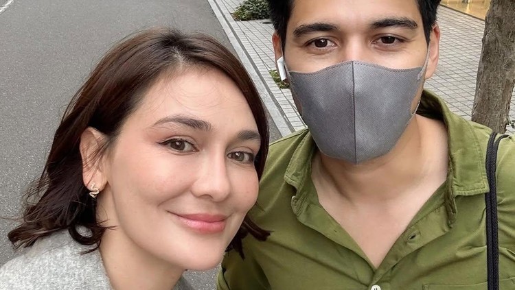 Tampilan Baru Luna Maya dengan Rambut Pendek Tampilan Baru Luna Maya dengan Rambut Pendek