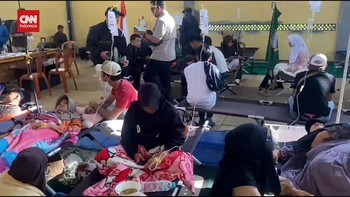 VIDEO: Kepala BGN Tinjau Ratusan Siswa Keracunan MBG di Cipongkor