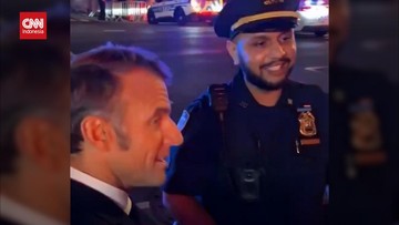 VIDEO: Momen Macron Kena Macet Imbas Iring-Iringan Trump di New York