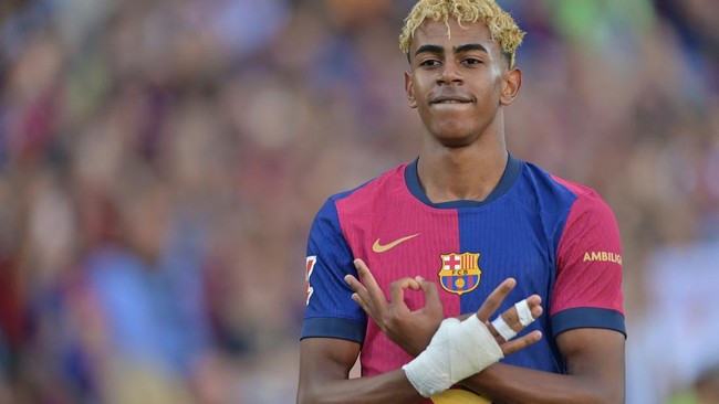 Rivalitas Barcelona dan Real Madrid terkadang sampai tahap di luar nalar. Salah satunya soal konspirasi perban tangan pemain Barcelona.