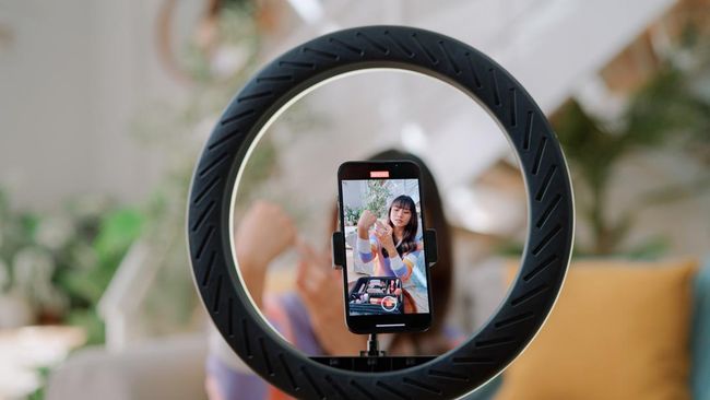 10 Karier Impian Gen Alpha, YouTuber dan Influencer Mendominasi