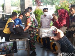5 Siswa SMKN di Tuban Dilarikan ke RS Diduga Keracunan MBG