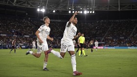 Mbappe Gak Bisa Berhenti Cetak Gol