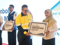 PT BSI Bagi-bagi Motor Sehat untuk 5 Puskesmas di Banyuwangi