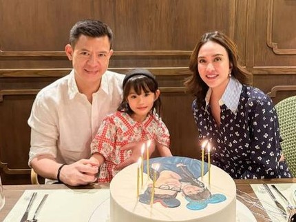 Shandy Aulia Rayakan Ultah Mantan Suami, Simak 5 Potret Manisnya Ajak Sang Putri