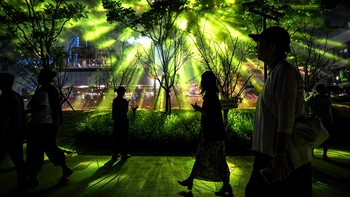 FOTO: Gemerlap Lampu-Lampu Indah dalam Festival Cahaya Shanghai