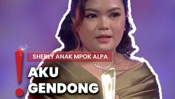 Video: Sherly Gantikan Peran Mpok Alpa Jaga Ketiga Adiknya