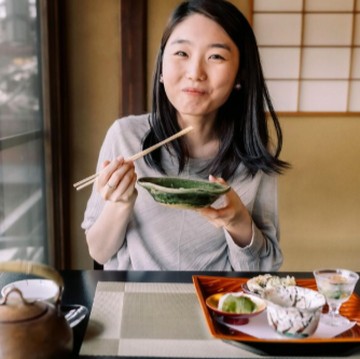 Tren 'Solo Dining' jadi Gaya Hidup Baru Orang Jepang, Apa Manfaatnya?