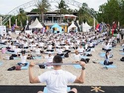 Yoga in the City untuk Kampanye Hidup Sehat
