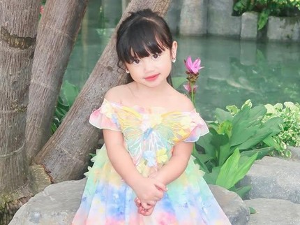 5 Potret Cantiknya Bible Putri Felicya Angelista Bak Princess, Mirip Banget Sang Bunda
