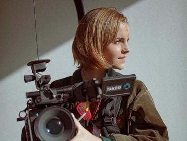 Emma Watson Nilai Standar Kecantikan Hollywood Tak Masuk Akal