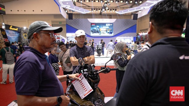 AISI menetapkan target terendah penjualan 2026 6,4 juta unit, selama 11 bulan hasil mencapai 5,9 juta unit.