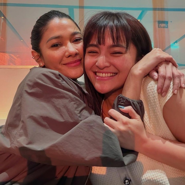 <p>Kedua aktris Indonesia ini memiliki kedekatan sebagai sahabat. Hal tersebut diketahui langsung melalui berbagai momen yang dibagikan Marshanda dan Naysilla di media sosial.&nbsp;(Foto: Instagram@marshanda99)</p>