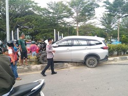 Tabrakan Beruntun Libatkan 5 Kendaraan di Kolaka, 1 Pemotor Luka