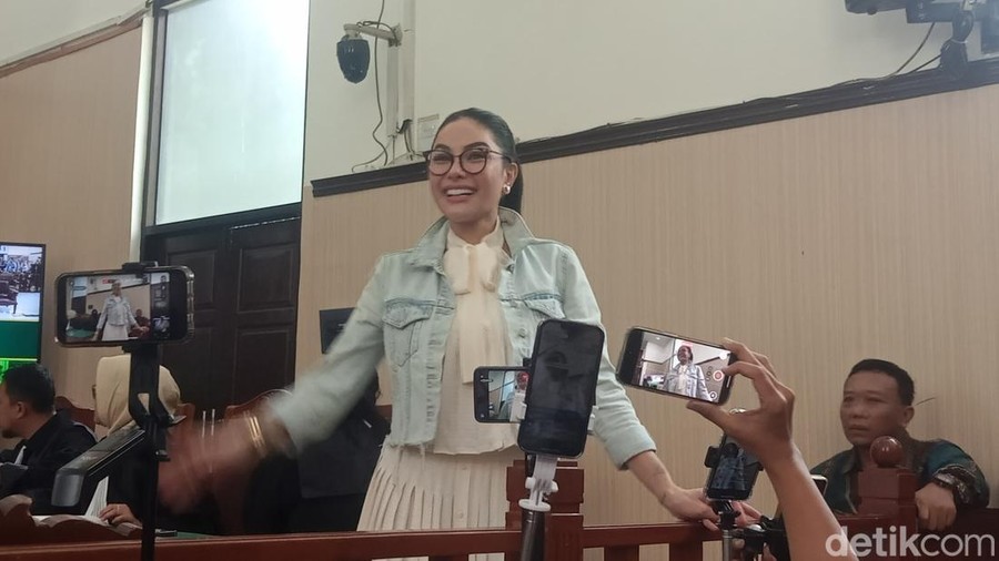 nikita mirzani di pn selatan.