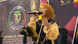 Ayah Nissa Sabyan Buka Suara soal Isu Sang Putri Hamil Anak Ayus