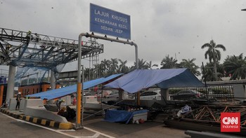 FOTO: Penutupan Gerbang Tol Dalam Kota untuk Diperbaiki, Awas Macet