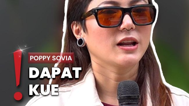 Video: Poppy Sovia Batalkan Perayaan Ultah ke-41 Usai Ayah Meninggal