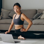 Tetap Aktif Bergerak, 7 Rekomendasi Kanal YouTube untuk Temani Olahraga di Rumah saat Musim Hujan