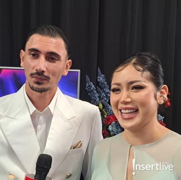 Vincent Verhaag Tak Masalah Berikan Semua Penghasilan ke Jessica Iskandar