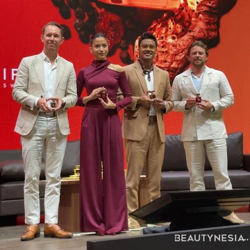 Gandeng Putri Marino dan Chicco Jerikho, Oriflame Indonesia Luncurkan Parfum Giordani Gold Essenza Supreme & Man Elixir