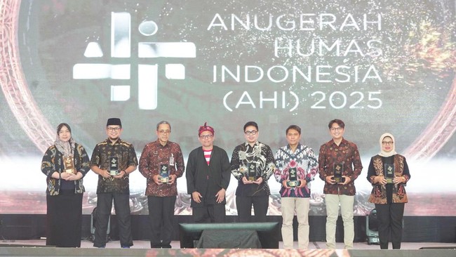 Penghargaan ini menjadi representasi atas konsistensi Kemenimipas membangun komunikasi publik yang kreatif, strategis, serta mengedepankan dampak positif.
