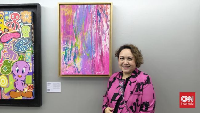 Penyintas kanker payudara Samantha Barbara berbagi cerita bagaimana dirinya menuang kisah dan sakit selama pengobatan kanker ke dalam karya seni.
