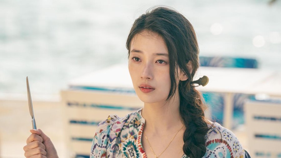 Penampilan Suzy dalam drama Korea Genie Make A Wish