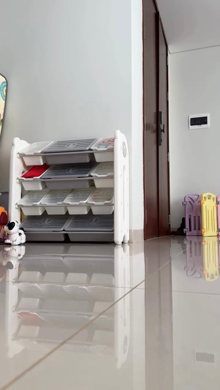 Rumah Indah Permatasari dan Arie Kriting